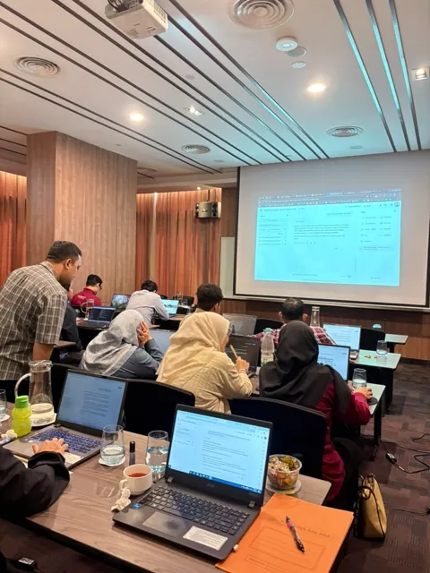 Program latihan Gen AI bersama KPF Niaga
