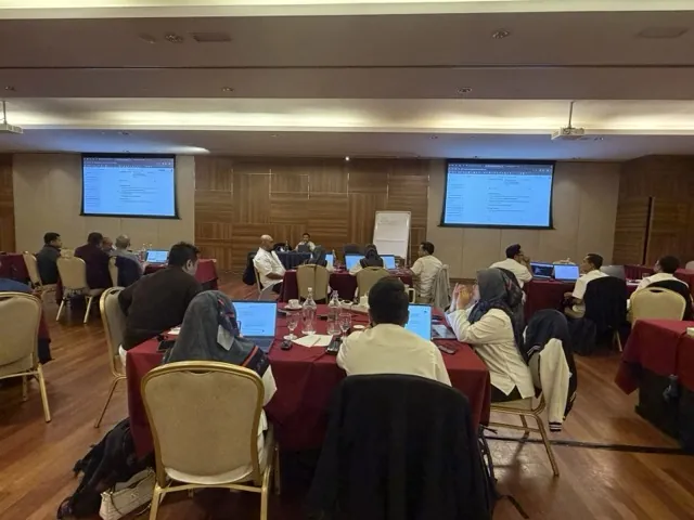 Program latihan Gen AI bersama Perwira Niaga Malaysia