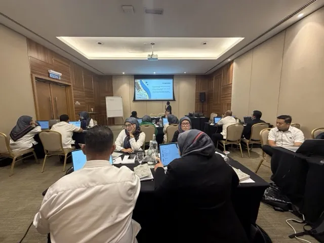 Program latihan Gen AI bersama Perwira Niaga Malaysia