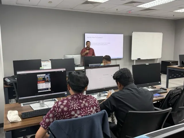 Program latihan Gen AI bersama Kementerian Sumber Manusia