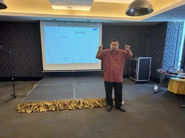 Program latihan Gen AI bersama Zakat Perak
